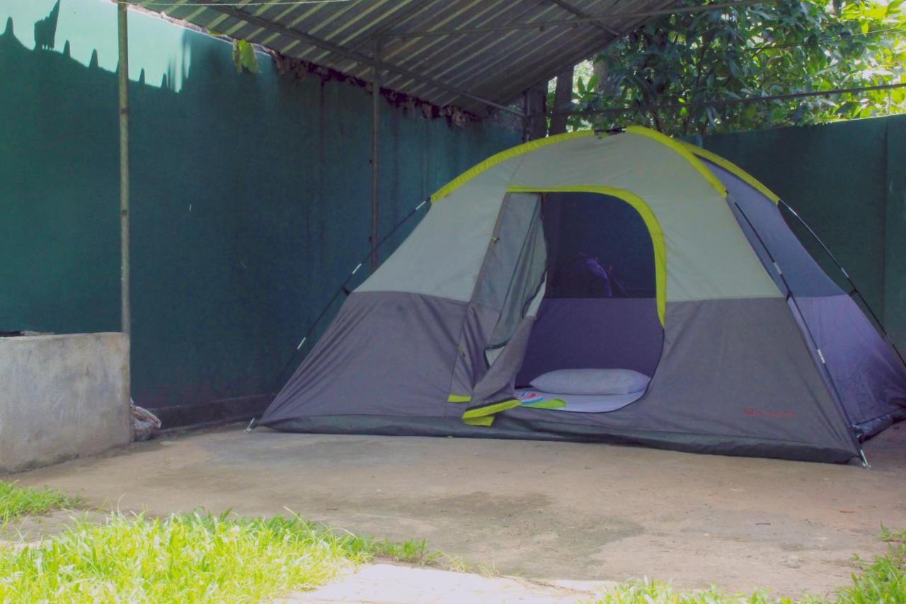 Flipflop Hostel Негомбо Экстерьер фото