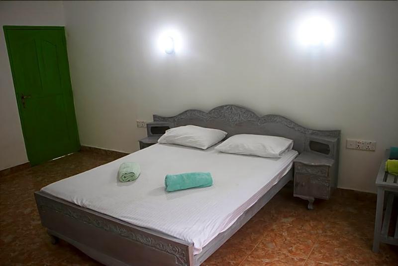 Flipflop Hostel Негомбо Экстерьер фото